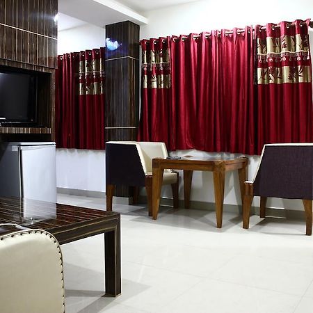 Hotel Maharaja Katra  Room photo